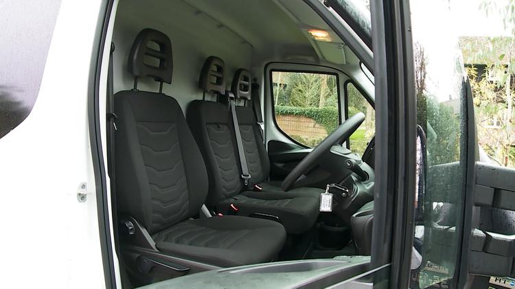 IVECO DAILY 35C14 DIESEL 2.3 Dropside 3750 WB Hi-Matic